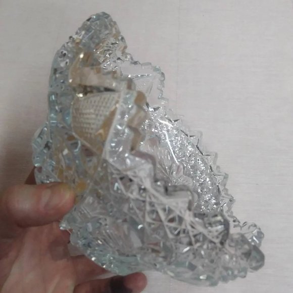 Antique Glass EAPG Bowl, Pressed Glass Dish, Pinwheel Starburst - Picture 4 of 6